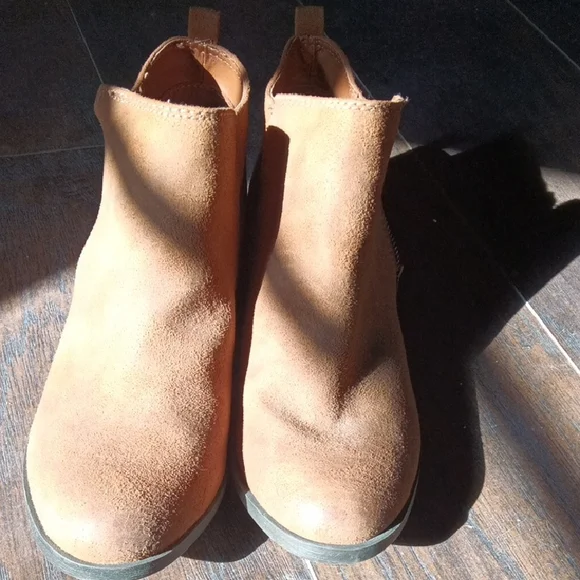 Celia Brown Ankle Zipper Boots - Picture 7 of 7